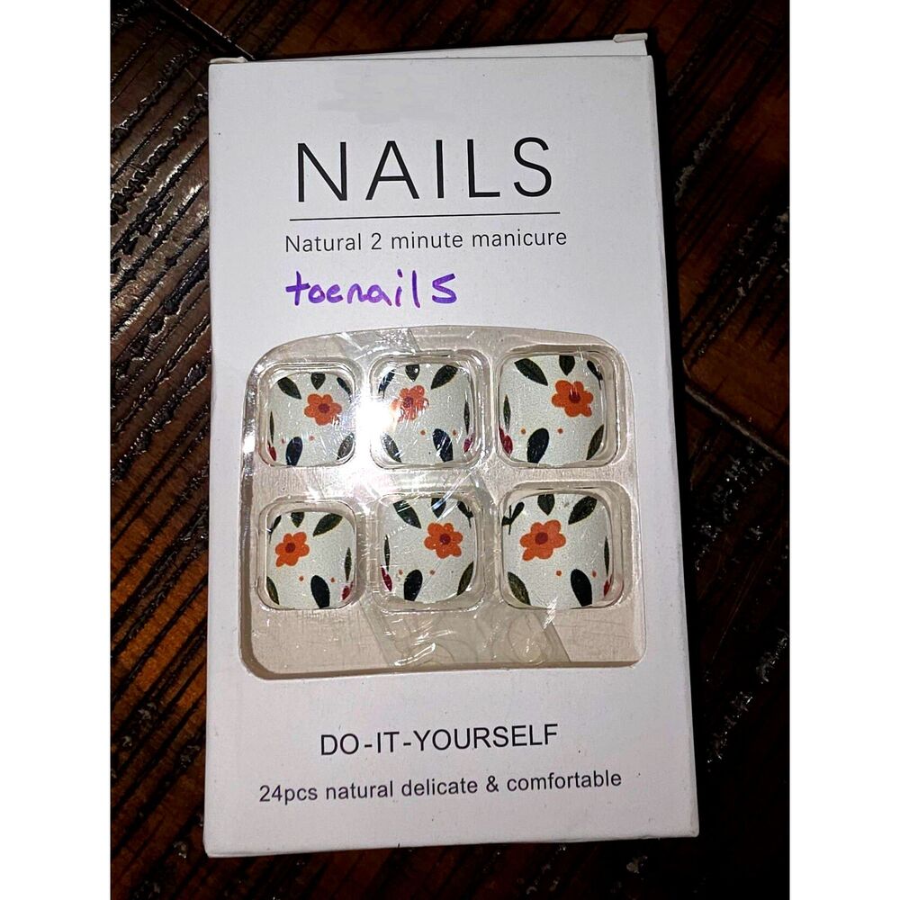 Floral Fake Toenails Set 24pc Matte White Orange Flower Press On Toenail Kit